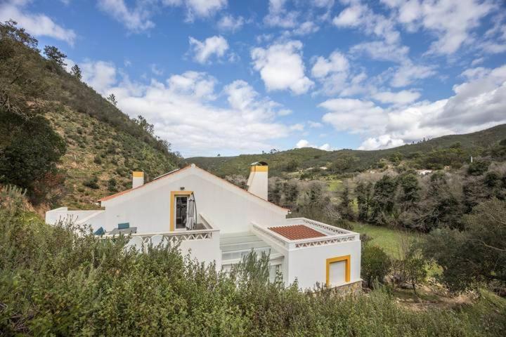 Casa Alva Guest House Aljezur Exterior photo