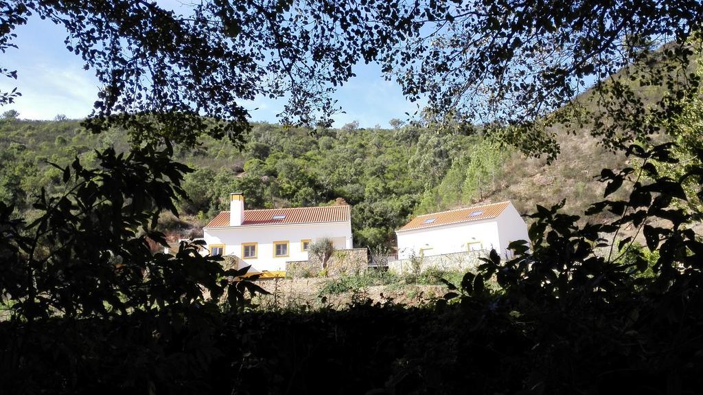 Casa Alva Guest House Aljezur Exterior photo